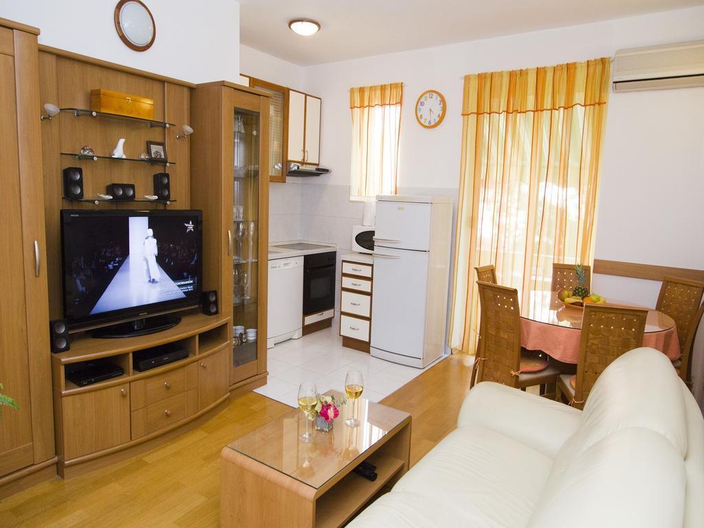 Klarina Apartments Split Exterior foto